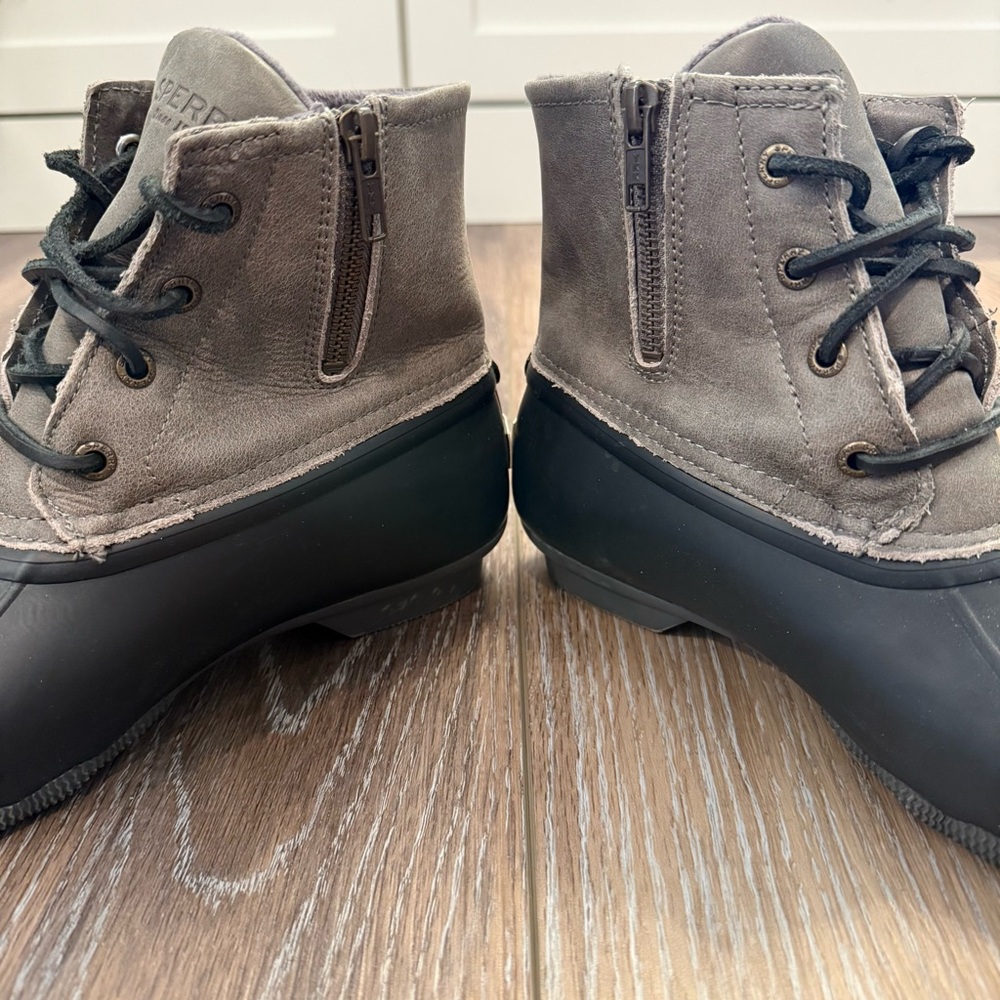 Sperry Waterproof Leather Duck Boots Women SZ 8M Black & Gray Preppy Snow Rain - Picture 7 of 9